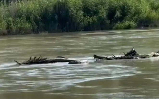 Понтонный мост затонул в Павлодарской области