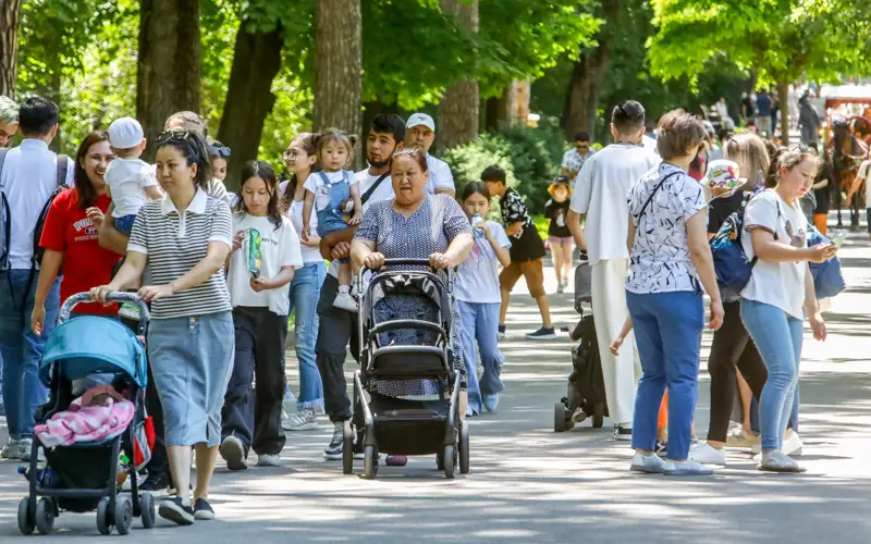 день защиты детей, парк, семья, люди, дети, балалар қорғау күні, саябақ, балалар, адамдар, отбасы