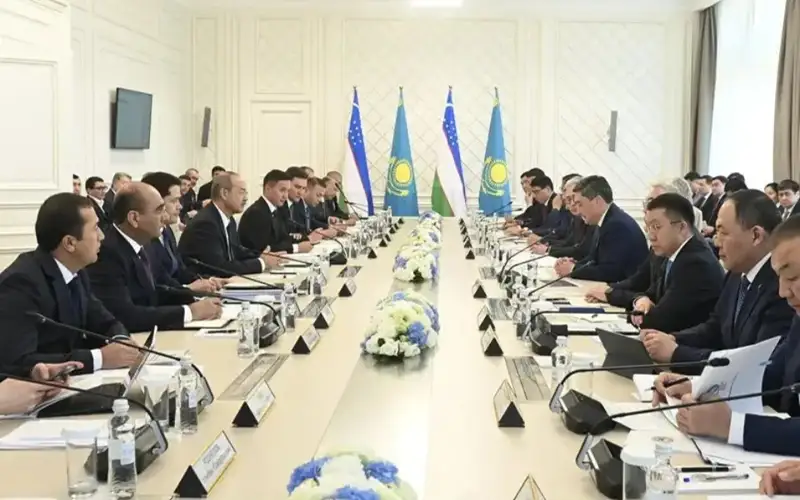 Узбекистан и Казахстан введут режим полной свободной торговли