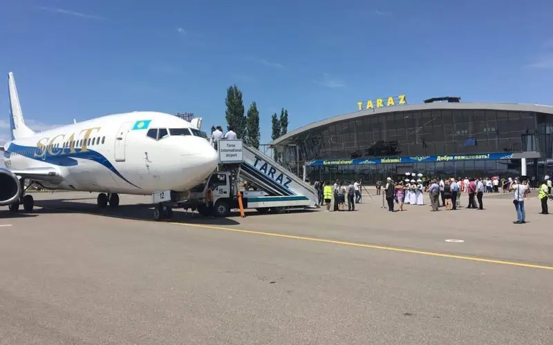 Россиянина арестовали за дебош на борту самолета в Таразе 