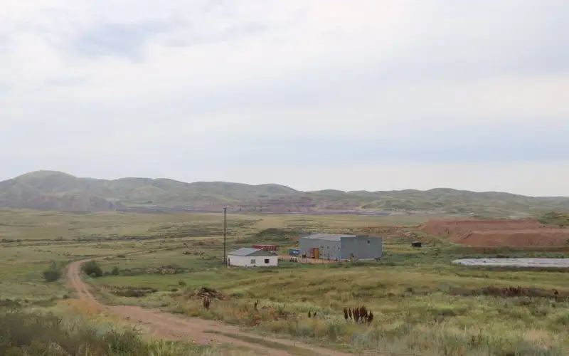 Завод по производству сплава Доре начали строить в области Абай