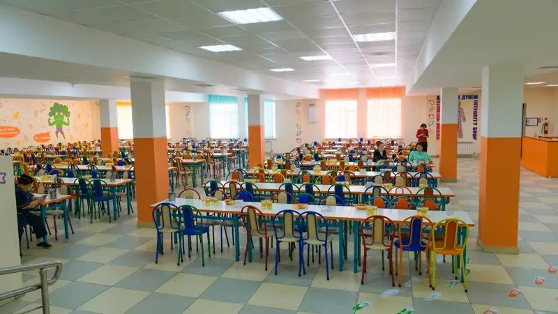 Школьная столовая Мектеп асханасы
