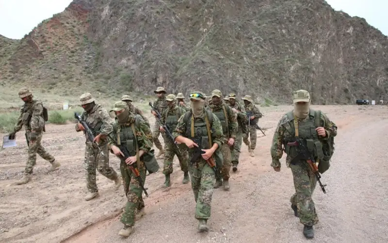 Казахстанские и белорусские десантники проходят учения в области Жетысу 