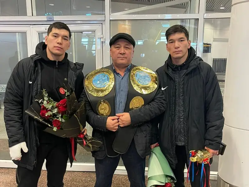 Рахат Айбек Нұрбек Оралбай