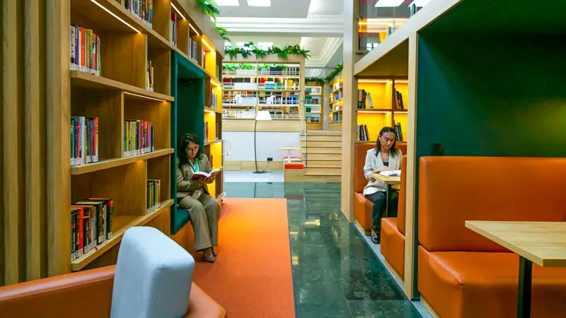 студенты библиотека студенттер кітапхана