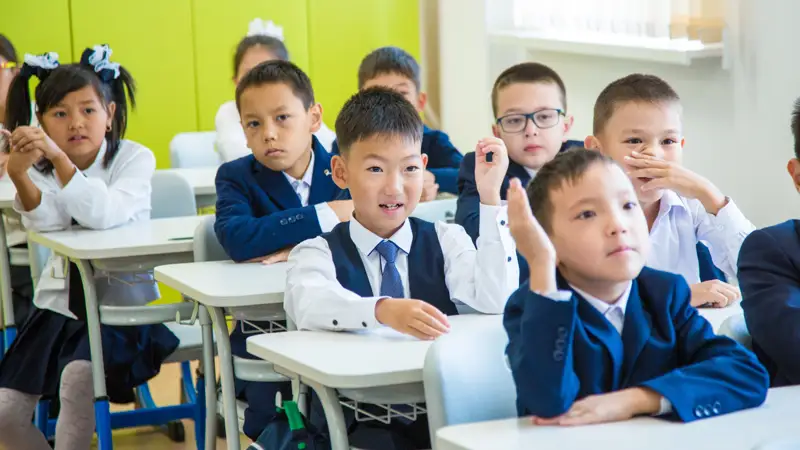 Школа мектеп оқушылар ученики