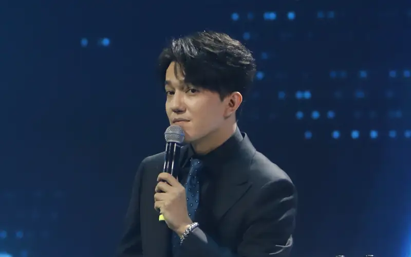 Димаш Кудайбергенов