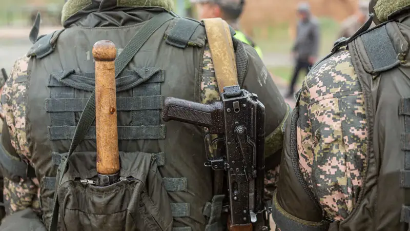 военные солдат оружие әскери сарбаз қару