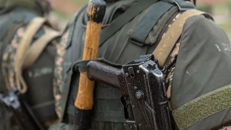 военные солдат оружие әскери сарбаз қару