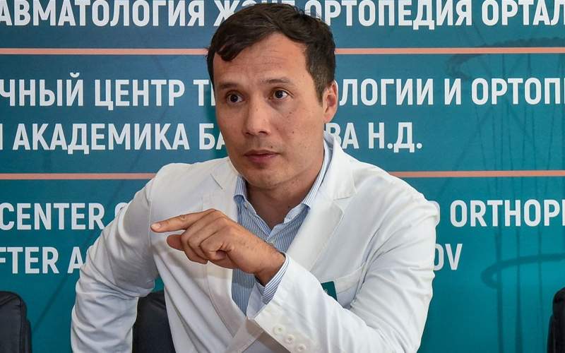 Заместитель директора Национального центра травматологии и ортопедии им. Н. Ж. Батпенова Арман Батпенов Заместитель директора Национального центра травматологии и ортопедии им. Н. Ж. Батпенова Арман Батпенов