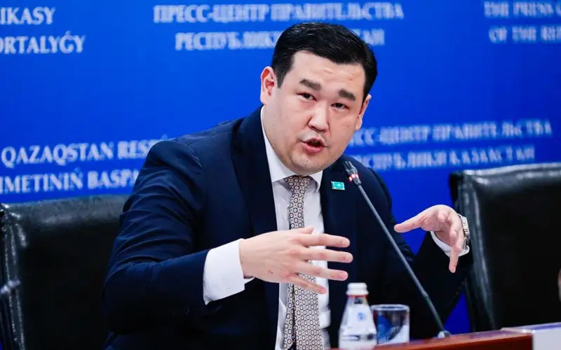Azat Sultanov