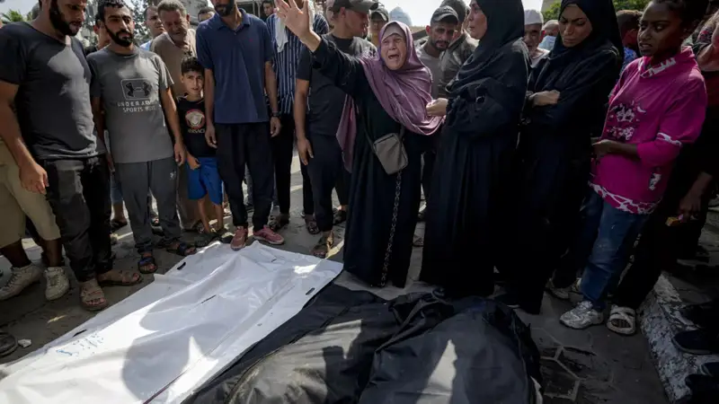 Izraıl Gaza sektorynyń gýmanıtarlyq aımaǵyn evakýatsııalaýǵa buıryq berdi