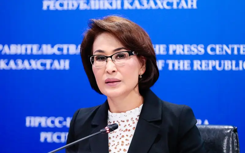 министр здравоохранения Акмарал Альназарова, ҚР Денсаулық сақтау министрі Ақмарал Әлназарова