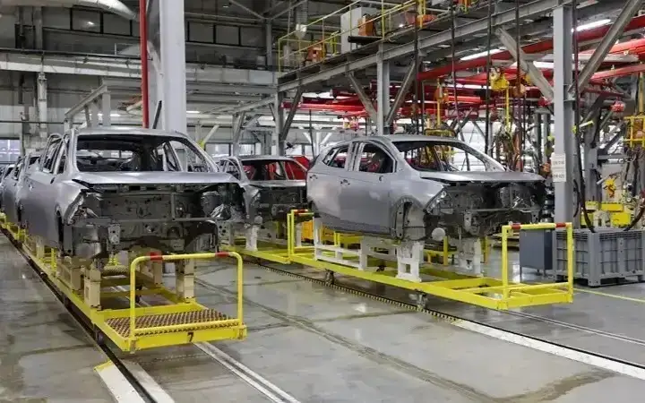 Kazakhstan records decline in car production 