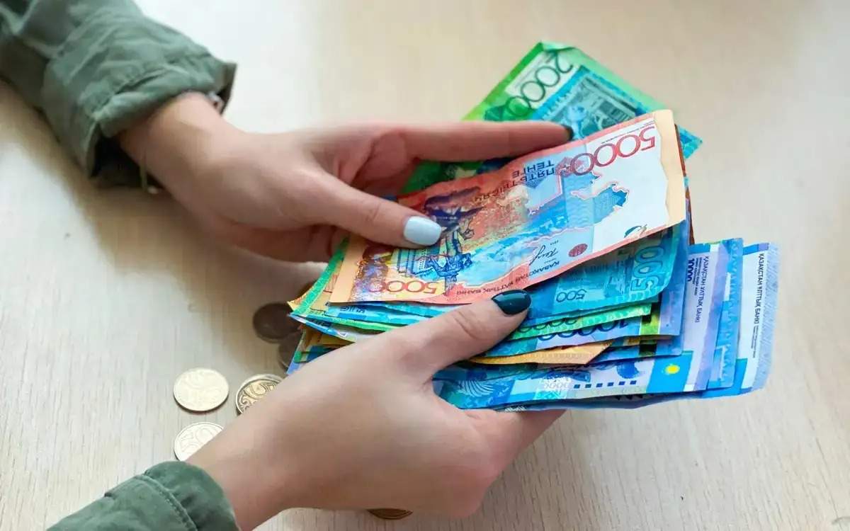 Халықтың табысы 98,9%: өсім бар, бірақ әл-ауқат неге артпай отыр