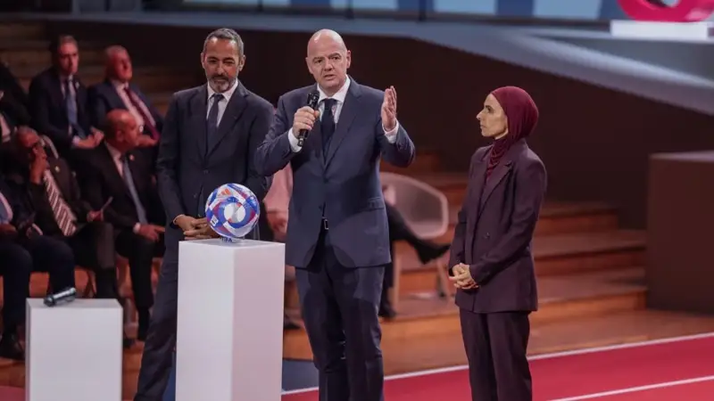 FIFA pledges to invest over $2 bln in football development, build 1,000 mini pitches worldwide