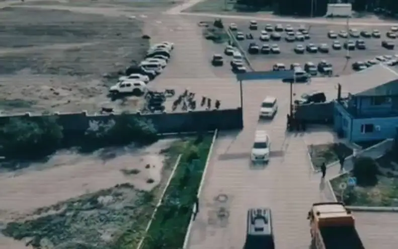 Сотрудники промышленных предприятий подозреваются в сговоре с ОПГ в Карагандинской области