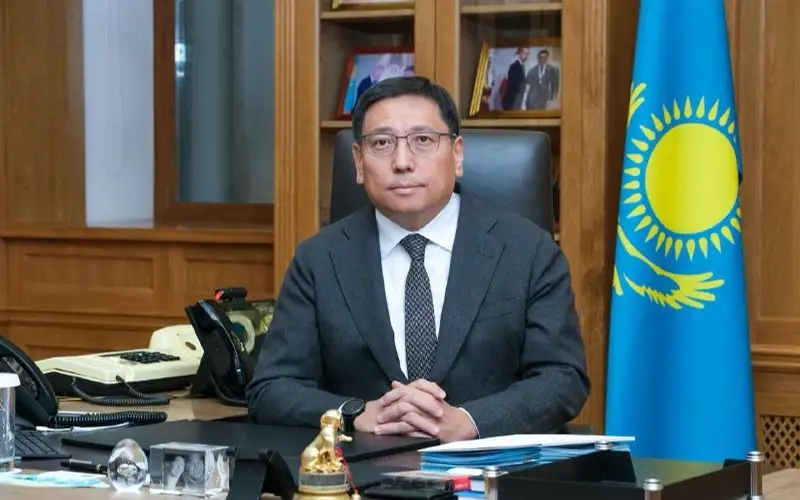 Ислам Сатпаев и Александра Ле