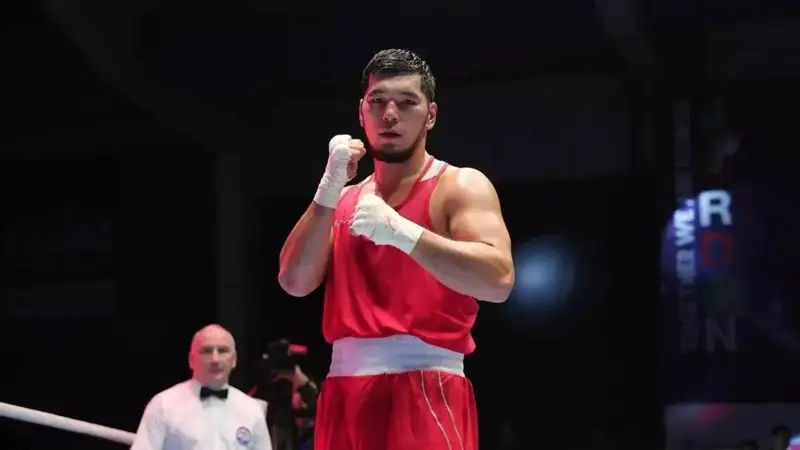 Aibek Oralbay to compete in 2024 Paris Games Boxing quarterfinal