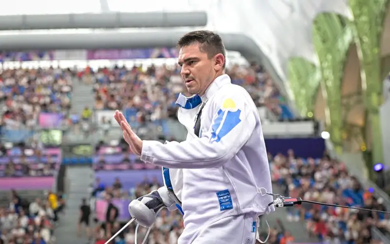 Olympic men's épée: Ruslan Kurbanov defeats Tokyo Games champion