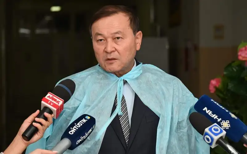 Shymkenttiń bas dárigeri órtten zardap shekkenderdiń jaǵdaıy týraly aıtty 