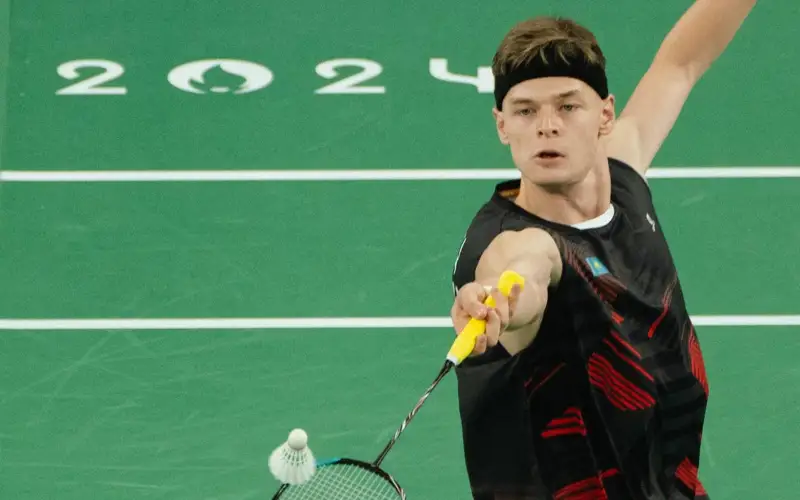 Дмитрий Панарин 