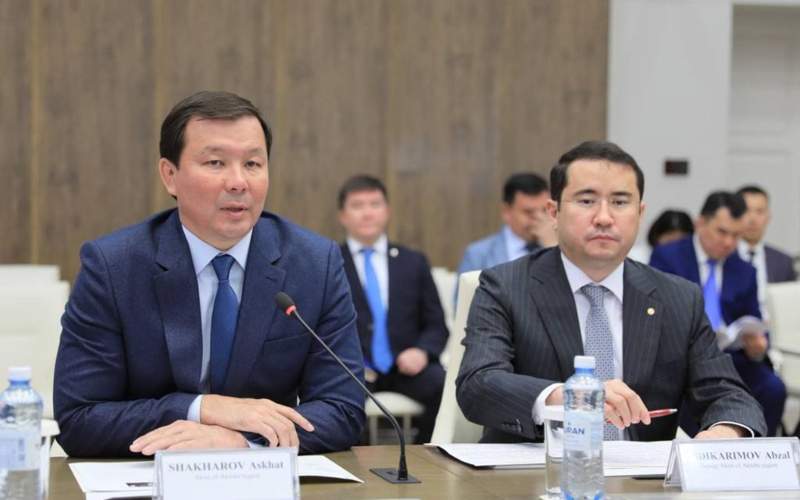 Асхат Шахаров ҚХР-дың Қазақстандағы Төтенше және Өкілетті Елшісі Чжан Сяомен кездесті Асхат Шахаров ҚХР-дың Қазақстандағы Төтенше және Өкілетті Елшісі Чжан Сяомен кездесті
