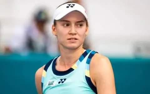 World No. 4 Rybakina apologizes to Kazakh fans after withdrawing from