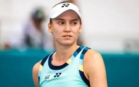 World No. 4 Rybakina apologizes to Kazakh fans after withdrawing from Paris Olympics