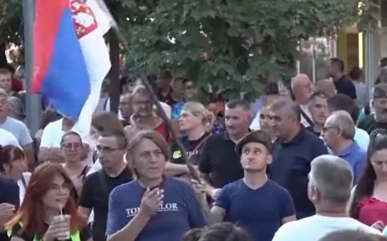 сербия митинги