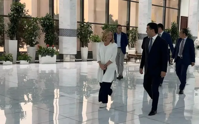 Италия бош вазири Ўзбекистонга келди