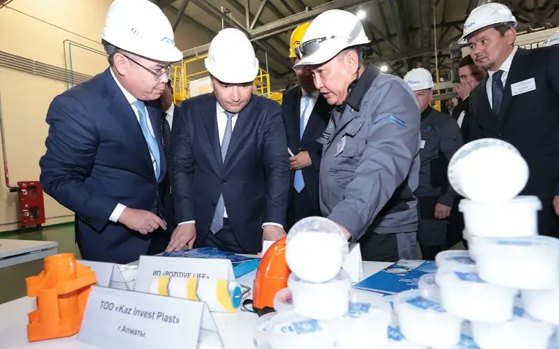 Олжас Бектенов 