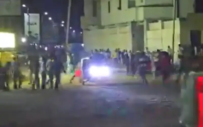 Смертник подорвал себя на пляже в Сомали