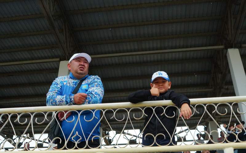 Лучшие наездники со всего Казахстана собрались на павлодарском ипподроме Лучшие наездники со всего Казахстана собрались на павлодарском ипподроме