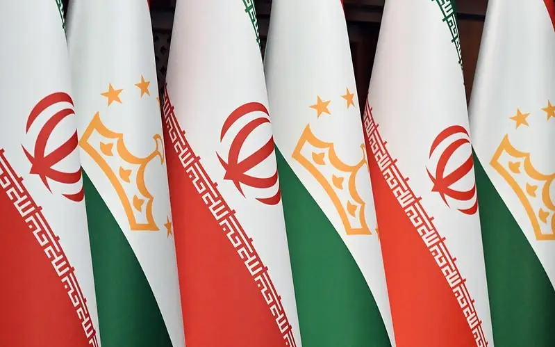 Таджикистан и Иран