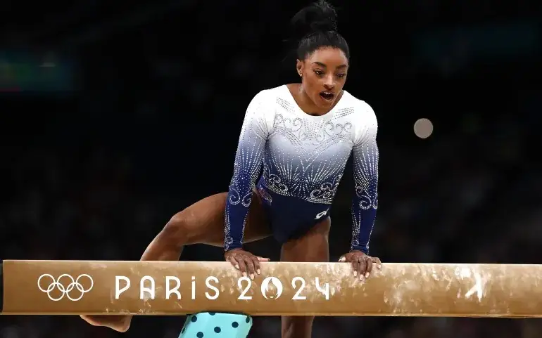 Biles caps OIympic campaign with floor exercise silver after beam fall