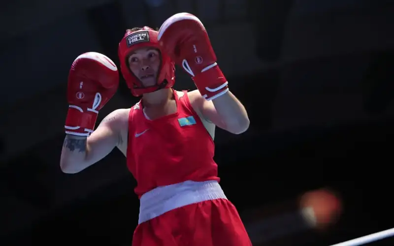 Назым Қызайбай жартылай финалда кіммен жұдырықтасады