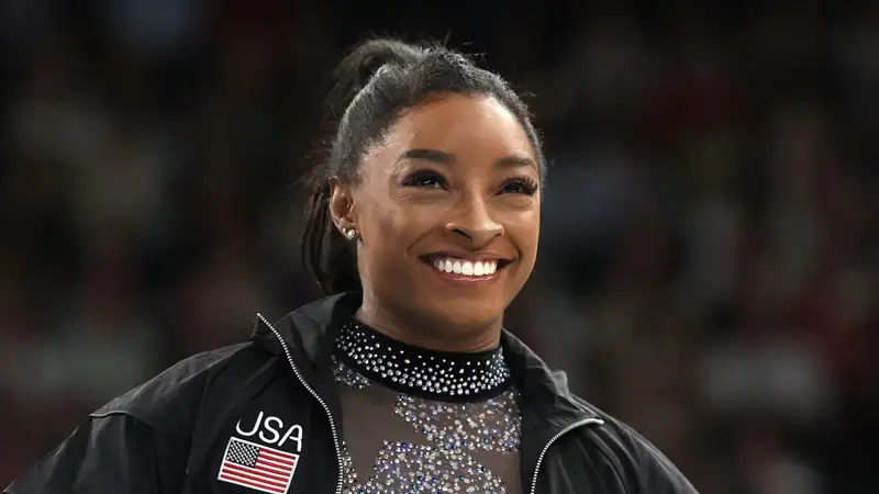 Симона Байлз