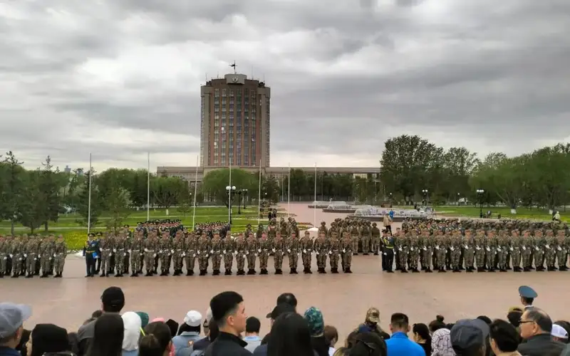 Б.Момышұлы, Қ.Қайсенов, Есет батыр: ТЖМ-нің  әскери бөлімдеріне қазақ батырларының есімі беріледі 