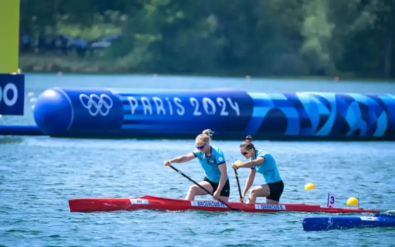Canoe