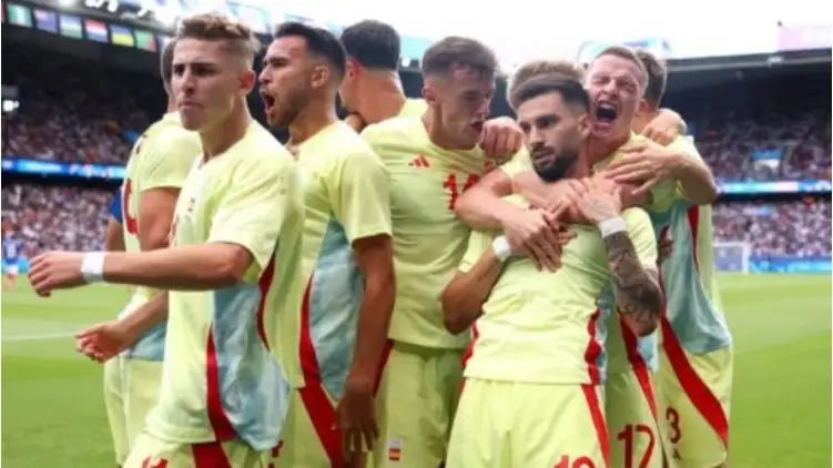 золото Испании на ОИ 2024