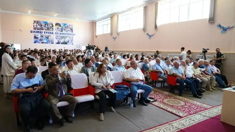 塞梅市举行核电站建设公开讨论会，专家回应公众关切