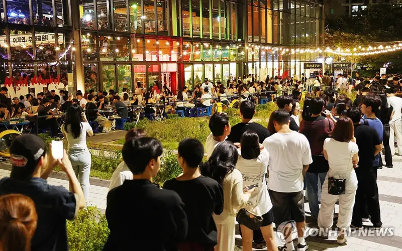 Seoul records tropical nights for 22 days in row; 3rd longest on record