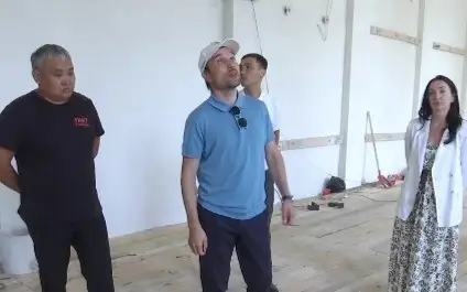 Качество ремонта в школах проверили карагандинские депутаты