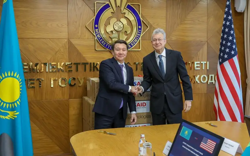 USAID передал Казахстану серверное оборудование на $960,000 для модернизации таможенной системы