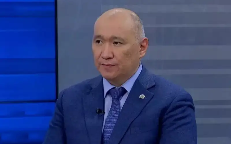 Алмасхан Ахмеджанов