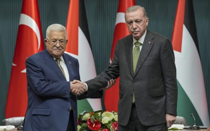 Президент Палестины Махмуд Аббас и президент Турции Реджеп Тайип Эрдоган