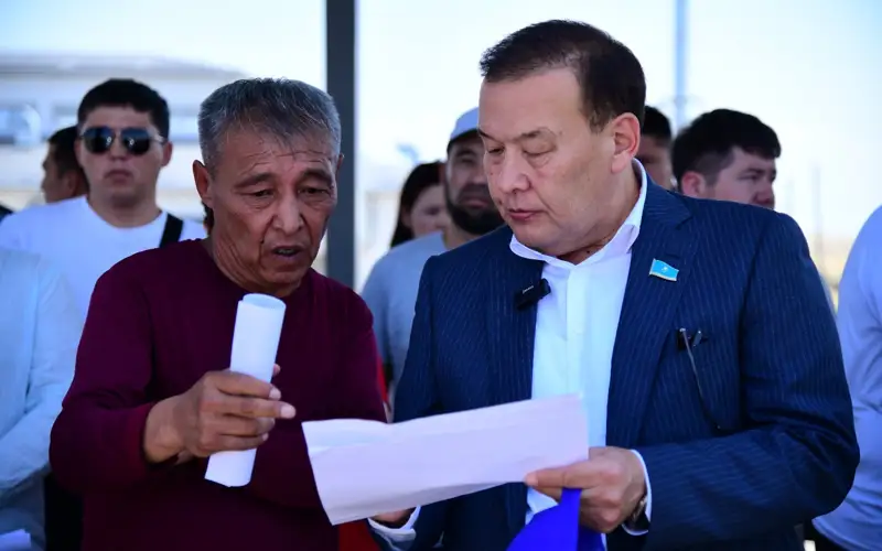 Bolatbek Najmetdınuly 