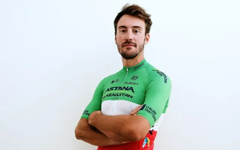 Велогонщик Альберто Беттиоль 