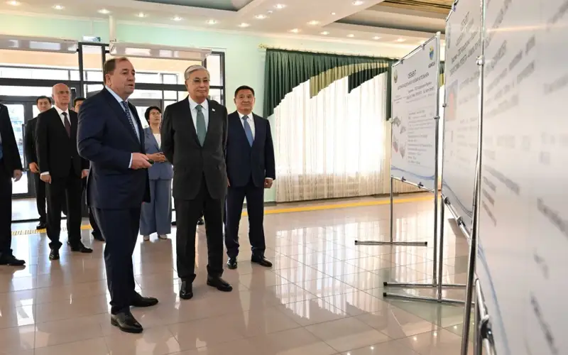 Глава государства осмотрел село Родина